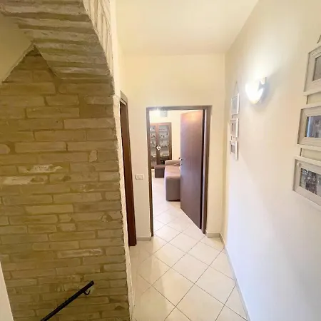 A1 - No Car Required Centrally Located - Sleeps 46 Spoleto