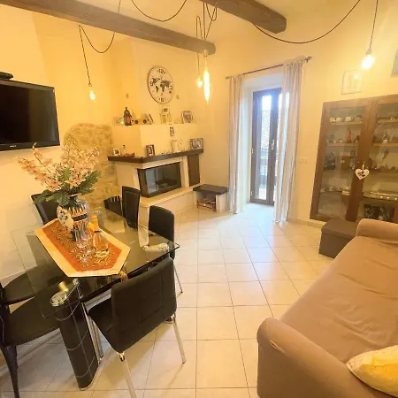 Lägenhet A1 - No Car Required Centrally Located - Sleeps 46 *