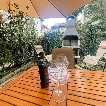 A1 - No Car Required Centrally Located - Sleeps 46 Spoleto