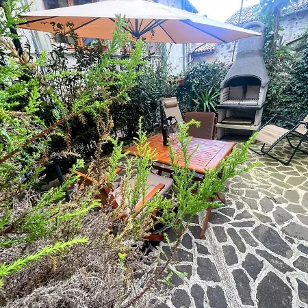 公寓 A1 - No Car Required Centrally Located - Sleeps 46 *